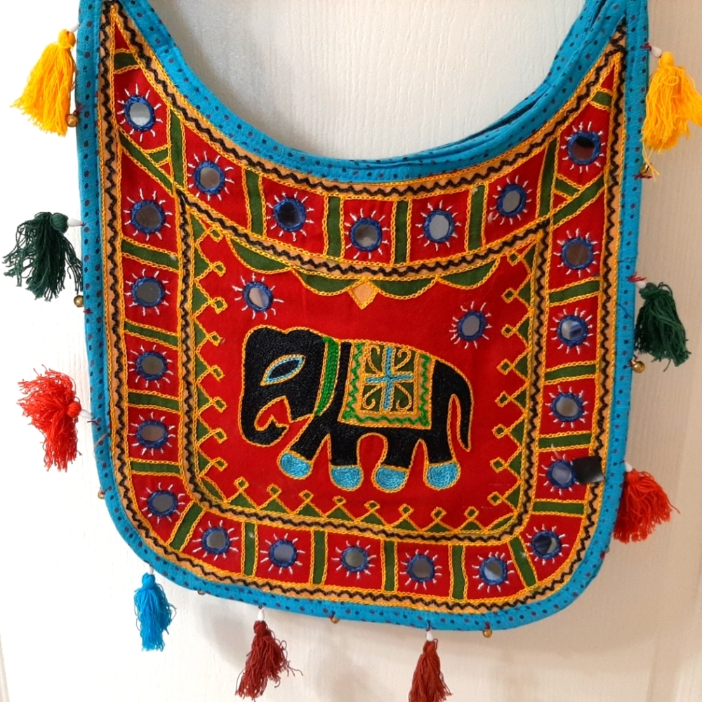 Elephant zipper tote bag